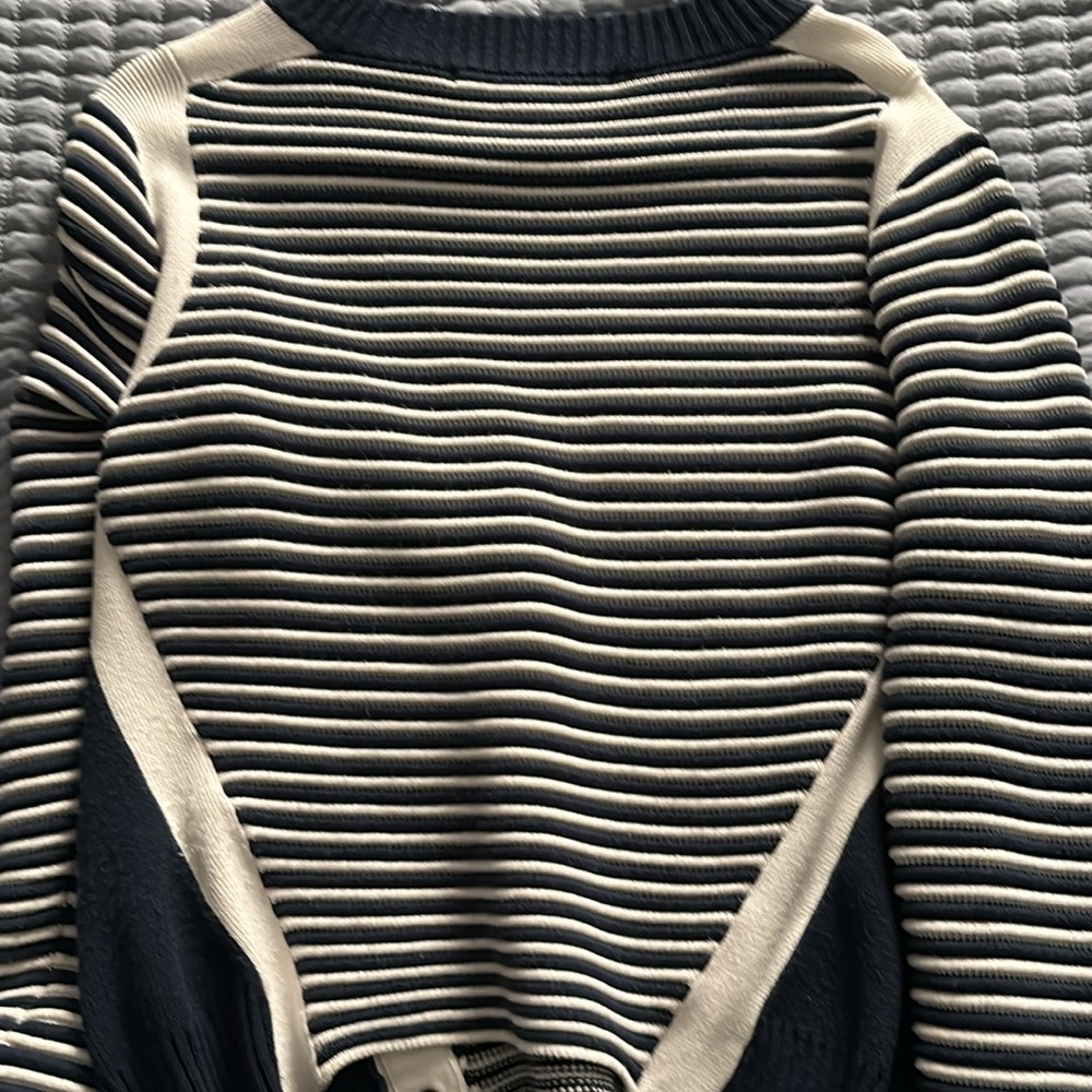 Veronica Beard Stripe Milou Ottoman Snap Mock Neck sweater. Sz Small - Picture 7 of 9